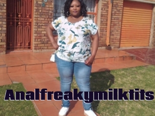 Analfreakymilktits