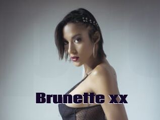 Brunette_xx