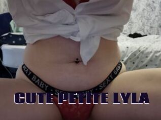 CUTE_PETITE_LYLA