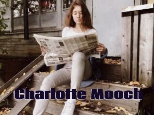 Charlotte_Mooch
