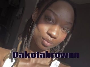 Dakotabrownn