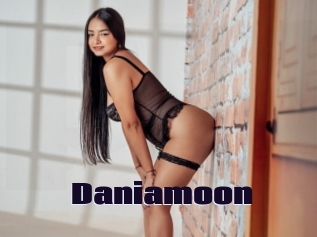 Daniamoon