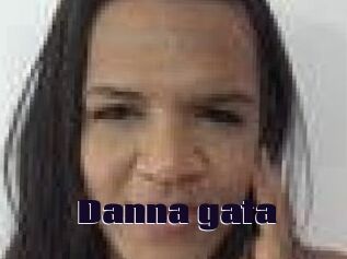 Danna_gata