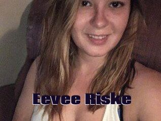 Eevee_Riske