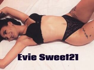 Evie_Sweet21