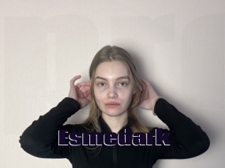 Esmedark