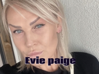 Evie_paige