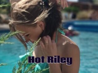 Hot_Riley