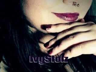Ivy_Stolz
