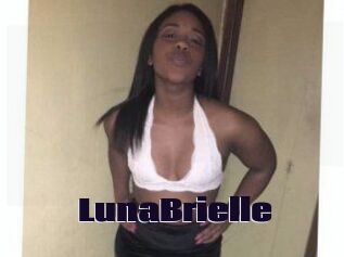 Luna_Brielle