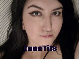 LunaTits