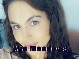 Mia_Meadows