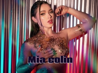 Mia_colin