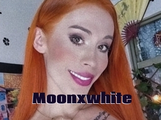 Moonxwhite