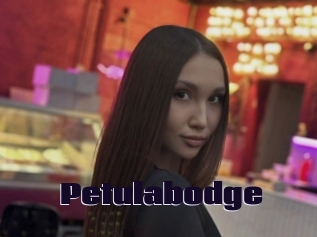 Petulabodge