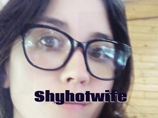 Shyhotwife