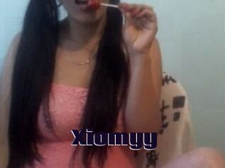 Xiomyy_